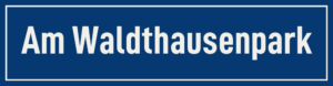 Straßenschild Am Waldthausenpark