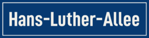 Straßenschild Hans-Luther-Allee