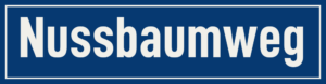 Straßenschild Nussbaumweg