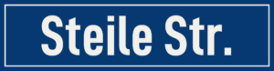 Straßenschild Steile Straße